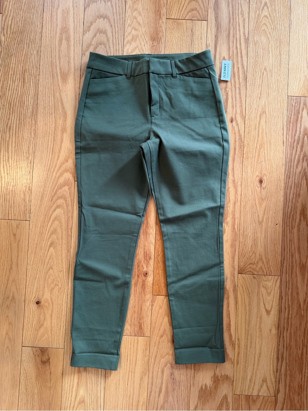 NWT Old Navy high-rise pixie skinny pants women’s size 8